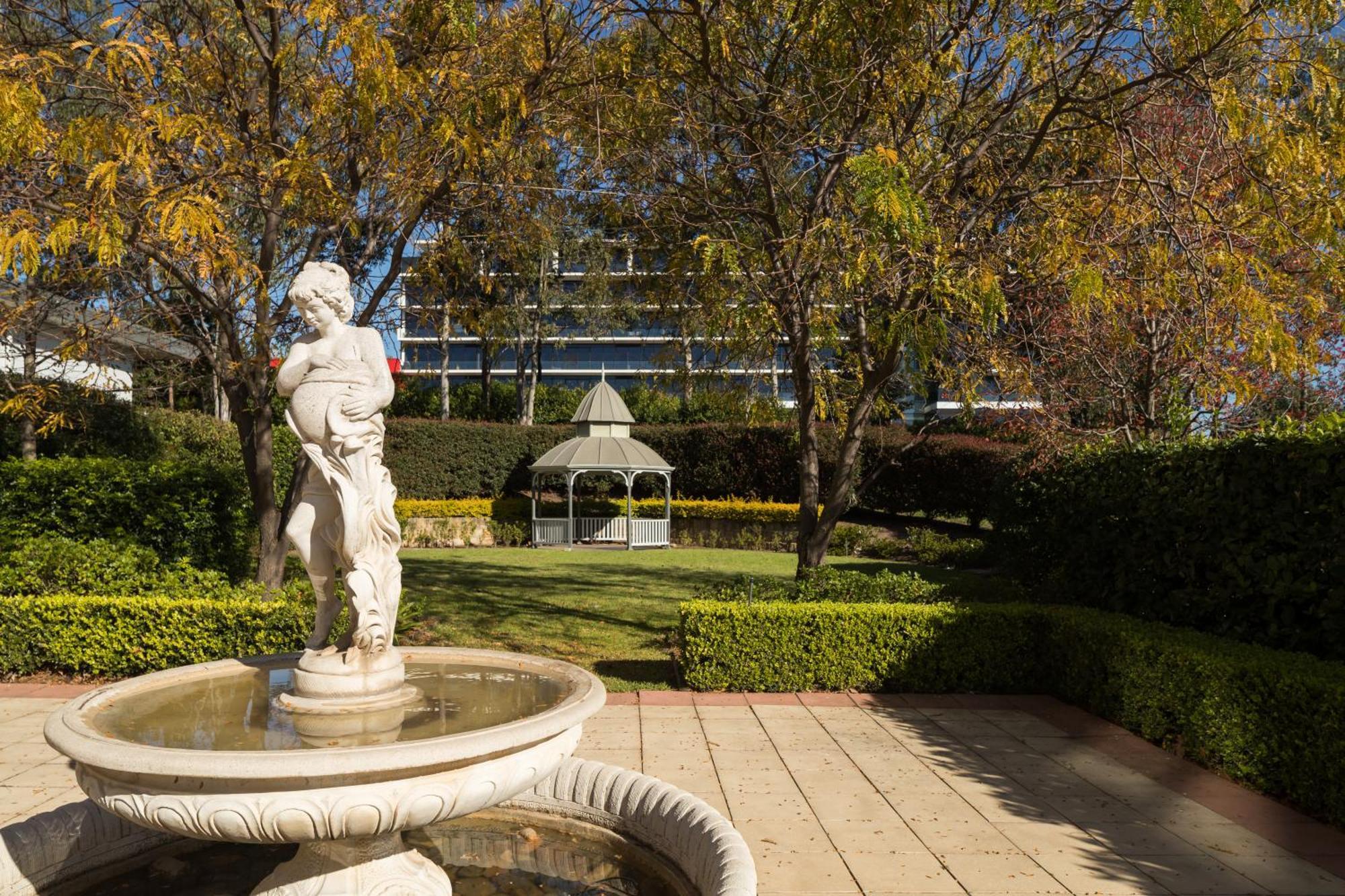 Visy Dior Otel Baulkham Hills Dış mekan fotoğraf